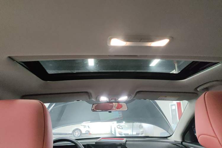 Used CHANGAN Eado 2023 Changan Edition PLUS Blue Whale NE 1.4T GDI DCT Prestige Version
