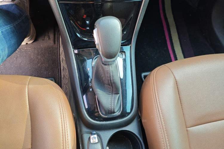 Used Buick Encore 2018 18T Automatic Two-Wheel Drive Urban Leading Model