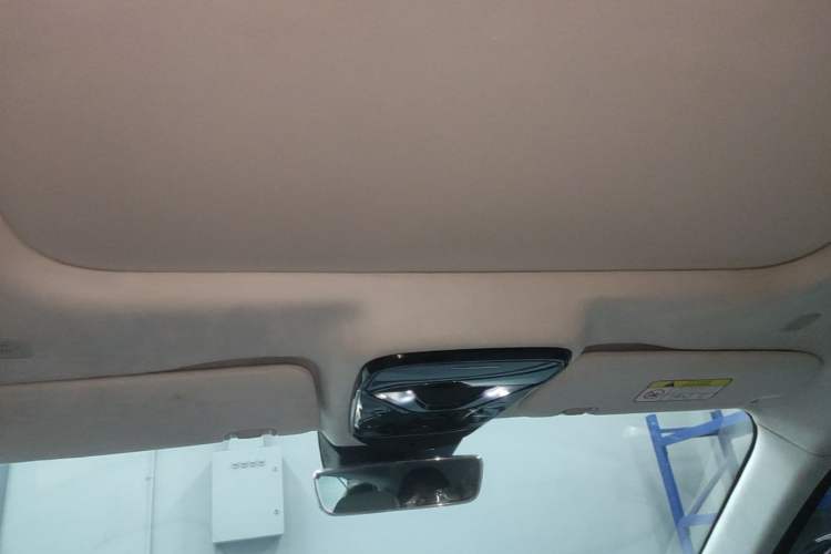 Used ARCFOX Alpha S 2022 708S+ Little Prince Collaboration Edition Headliner