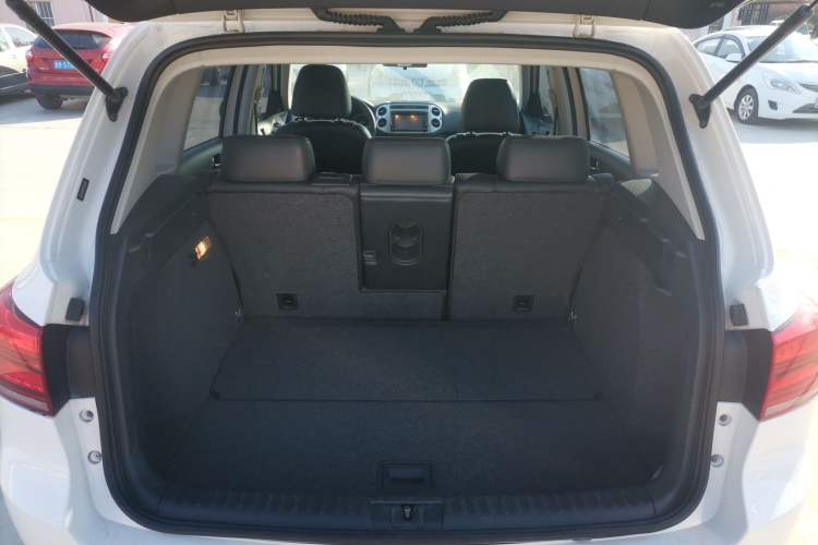 Used Volkswagen Tiguan L 2015 1.8TSI Automatic Two-Wheel Drive Comfort Edition