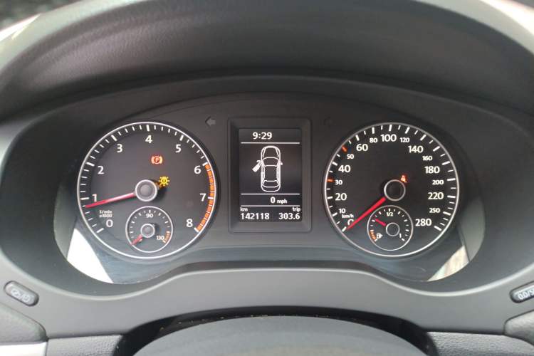 Used Volkswagen Sagitar 2014 Revised Version 1.4TSI Manual Luxury Edition Instrument Cluster