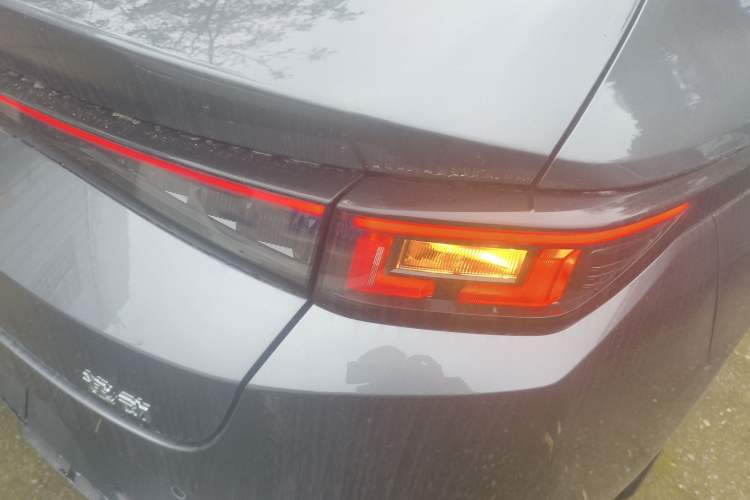 Used CHANGAN Eado 2025 Blue Whale 1.5T 500Bar Prestige Model