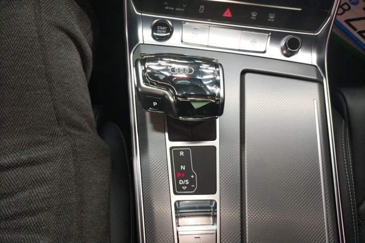 Used Audi A6L 2025 Revised 45 TFSI Prestige Dynamic Edition
