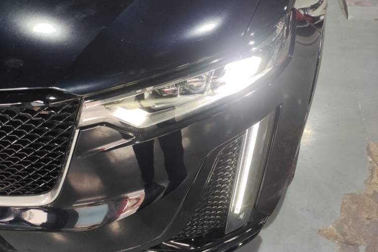 Used Cadillac XT6 2021 Revised Version 2.0T 6-Seater Four-Wheel Drive Premium Edition