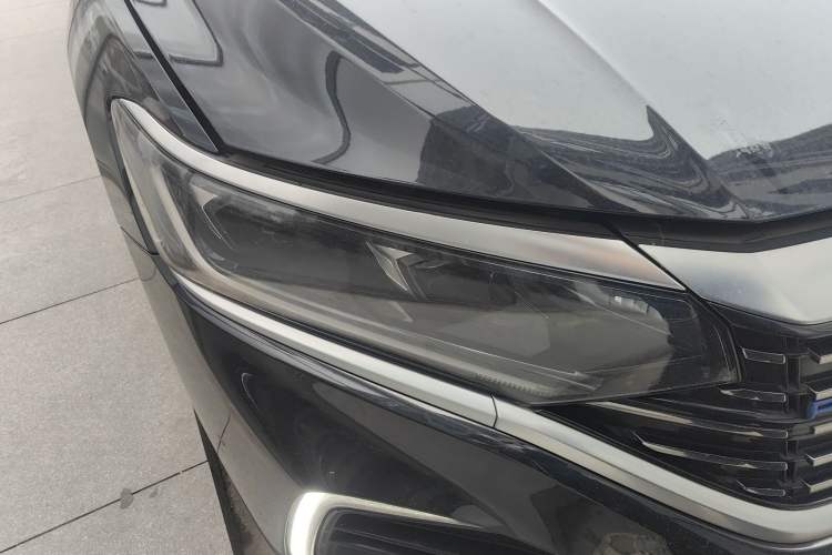 Used Volkswagen Passat New Energy 2023 430 PHEV Hybrid Elite Edition Right Front Headlight