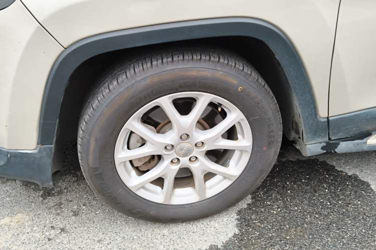 Used Jeep Cherokee 2017 2.0L Superior Edition