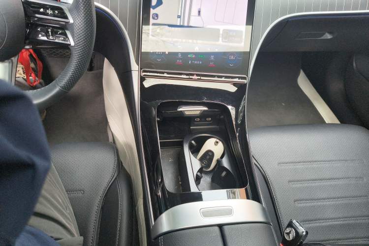 Used Mercedes-Benz C-Class 2023 Second Facelift C 260 L Starry Night Sports Edition