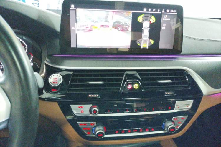 Used BMW 5 Series 2022 530i M Sport Package Audio And AC Panel