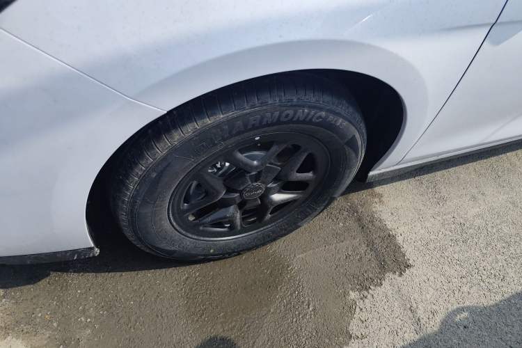 Used BYD Seal 05 DM-i 2026 DM-i 128KM Luxury Edition Left Front Wheel Hub