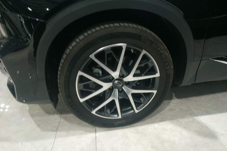 Used GAC Trumpchi GS8 2024 Linghang Series 2.0 TGDI Four-Wheel Drive Luxury Smart Connectivity Version Exterior 7