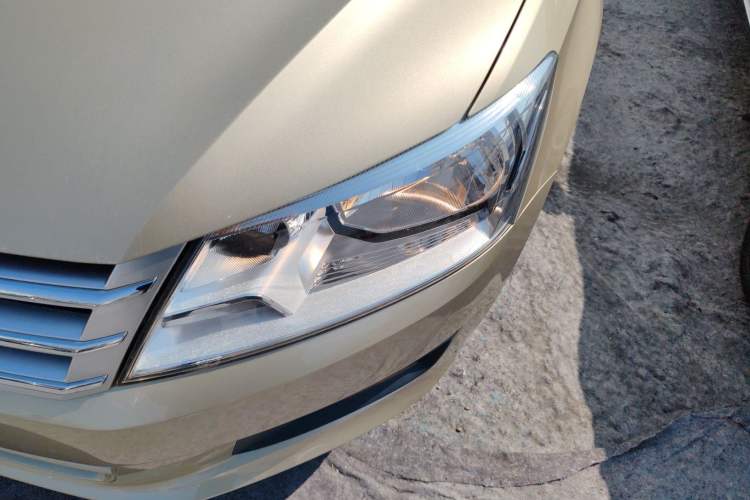 Used Volkswagen Santana 2015 1.6L Automatic Comfort Edition
