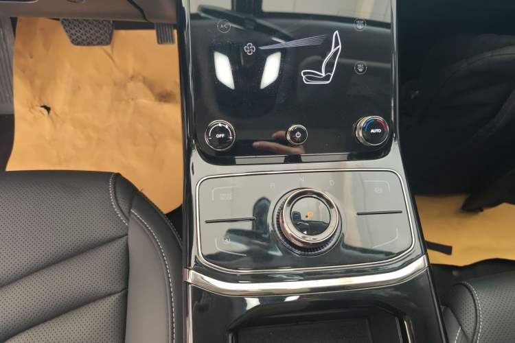 Used NETA U 2022 Zhi400 Pro Ternary Lithium