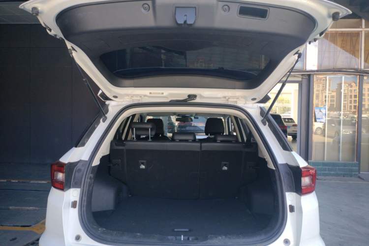 Used Changan CS55 2018 1.5T Automatic Colorful Edition China V Standard
