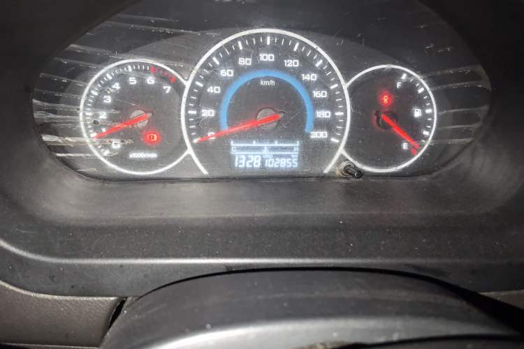 Used Wuling Rongguang V 2016 1.5L Standard Version
