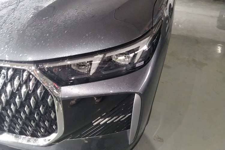 Used Chery Tiggo 8 2026 Model, 5th Generation Tiger Model, Kunpeng 1.6T Automatic Flagship Version Left Front Headlight