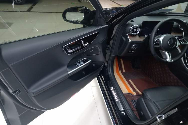 Used Mercedes-Benz C-Class 2022 Facelift C 260 L Driver Seat