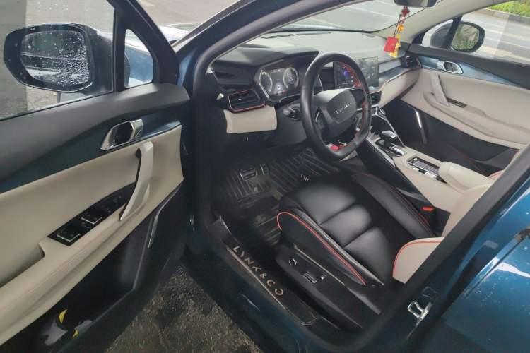 Used Lynk & Co 06 2020 1.5T YAO Halo
