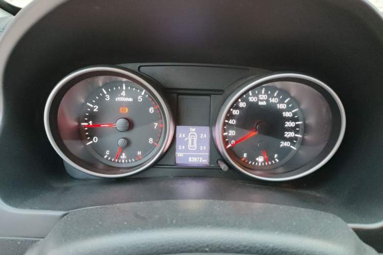 Used Haval H6 2016 Upgraded Model 1.5T Manual Two-Wheel Drive Elite Version
