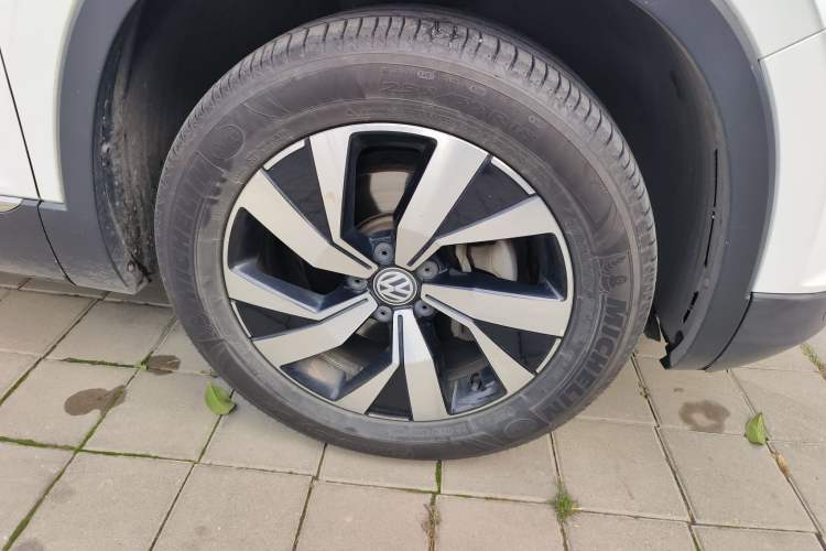 Used Volkswagen Tayron 2020 330TSI Two-Wheel Drive Luxury Smart Connectivity Version