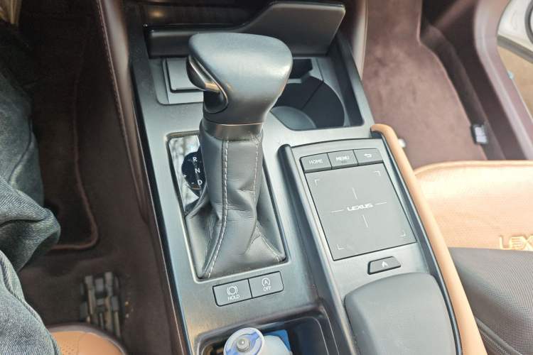 Used Lexus ES 2020 260 Deluxe Edition