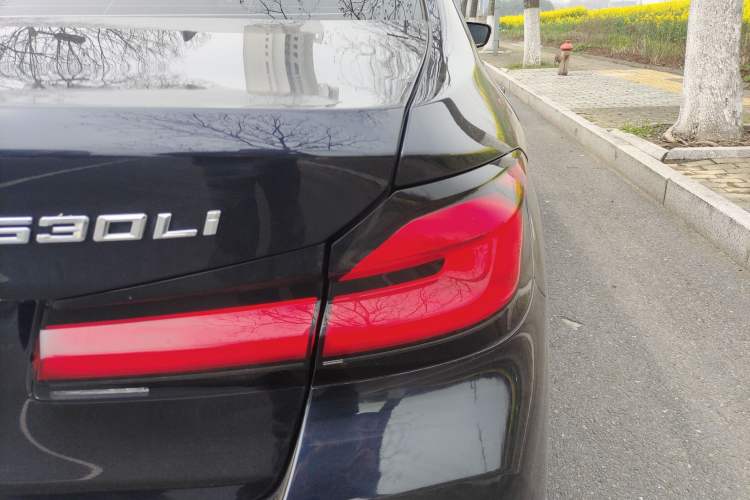 Used BMW 5 Series 2021 Facelifted 525Li M Sport Package