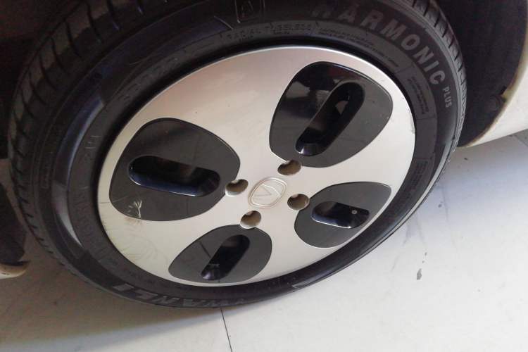 Used CHANGAN OSHAN Benni E-Star 2021 National Edition Xin Yue Version Lithium Iron Phosphate (31.86 kWh) Left Front Wheel Hub