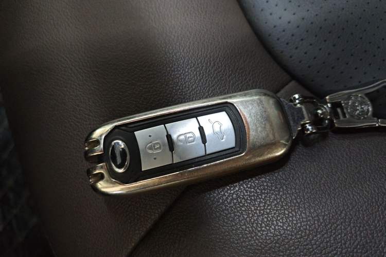 Used GAC Trumpchi GS4 2017 235T Automatic Two-Wheel Drive Luxury Smart Connectivity Version
