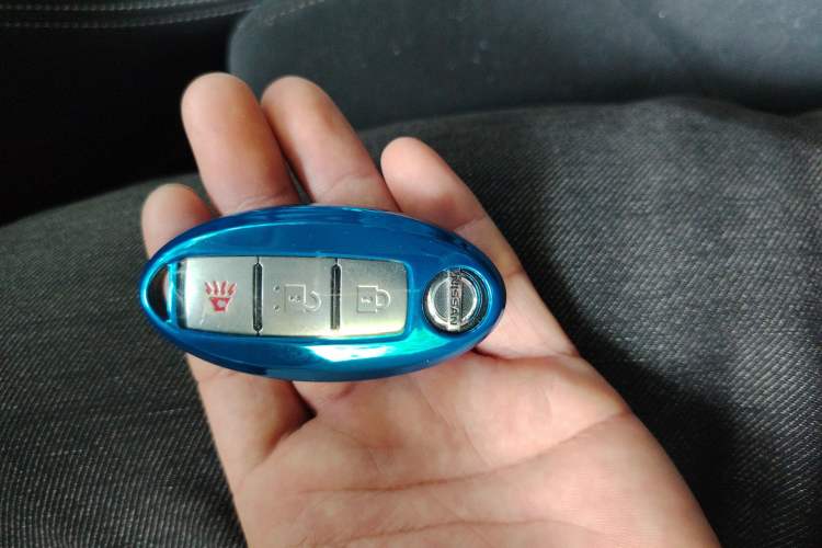 Used Nissan Patrol 2018 4.0L LinkedIn Edition Vehicle Key