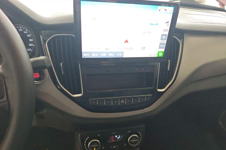 Used FAW Senya R7 2016 1.6L Manual Luxury Version