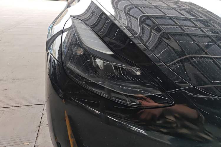 Used Tesla Model Y 2022 Rear-Wheel-Drive Version
