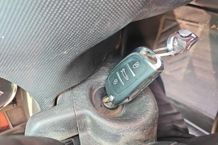 Used Peugeot 207 2011 Hatchback 1.4L Manual Yule Edition Vehicle Key