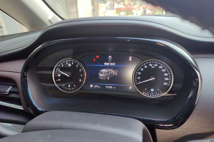 Used Buick GL8 2023 Land Executive Class 652T Luxury Model