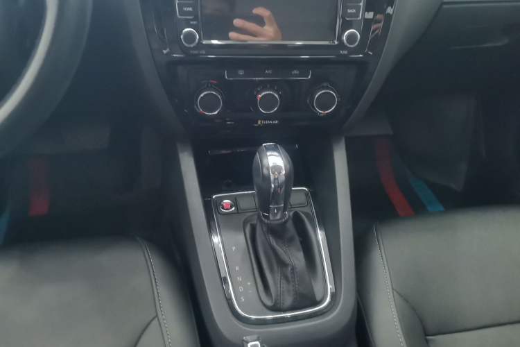 Used Volkswagen Sagitar 2017 1.6L Automatic Comfort Model
