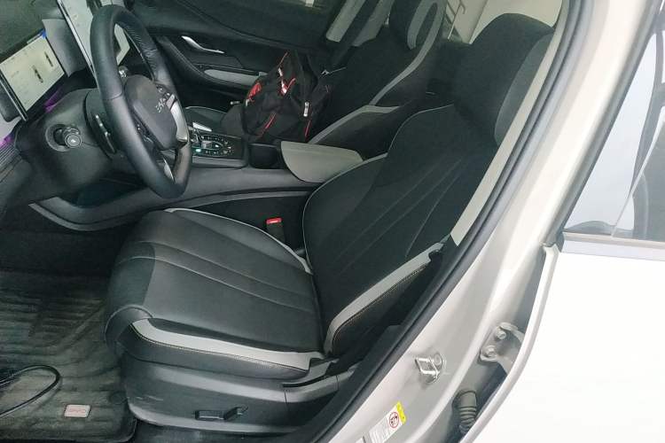 Used BYD Sealion 05 DM-i 2025 DM-i Smart Drive 115KM Flagship Model
