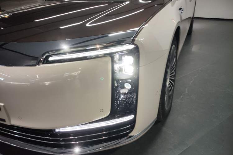 Used Hima S800 2025 Model, Range-Extended Starlight Executive Edition, 4 Seats