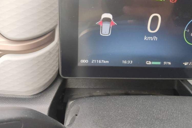 Used JAC Yiwei E10X 2024 Charming Edition 301km Lite
