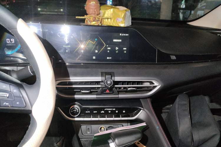 Used CHANGAN Eado 2022 PLUS Blue Whale NE 1.4T GDI DCT Prestige Edition