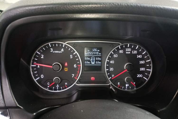 Used Land X8 2015 Explorer Edition 2.0T Gasoline 4x2 Luxury Model Instrument Cluster