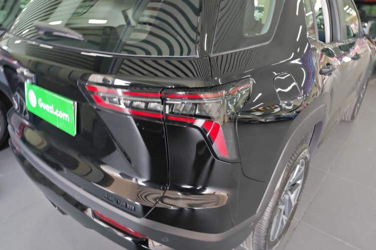 Used Chevrolet Equinox Plus 2024 102km RS Ultimate Edition
