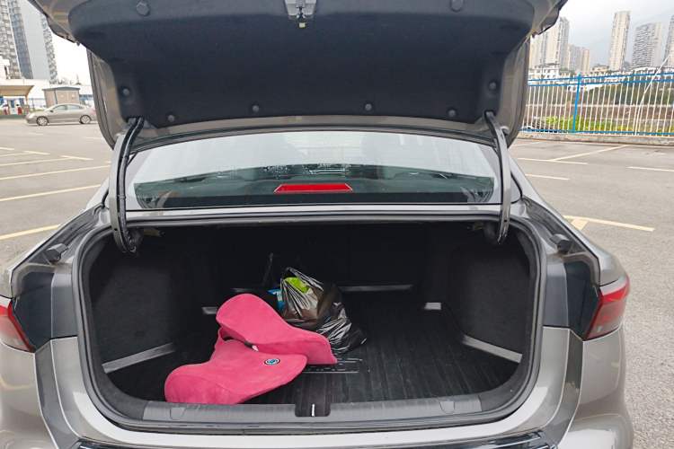 Used Geely Auto Emgrand 2022 4th Generation 1.5L CVT Luxury Model