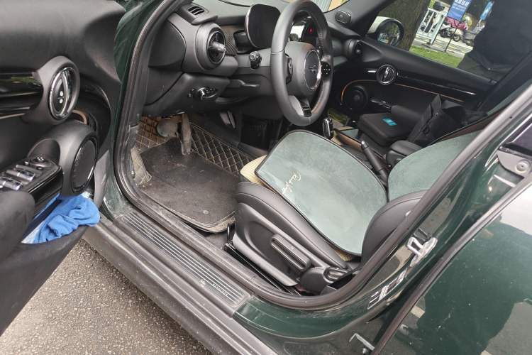 Used MINI MINI 2022 2.0T COOPER S Obsession Special Edition Five-Door Version