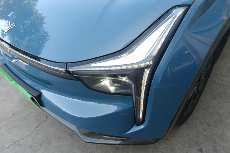 Used NETA U 2022 NETA U-Ⅱ 610 Ternary Lithium Left Front Headlight