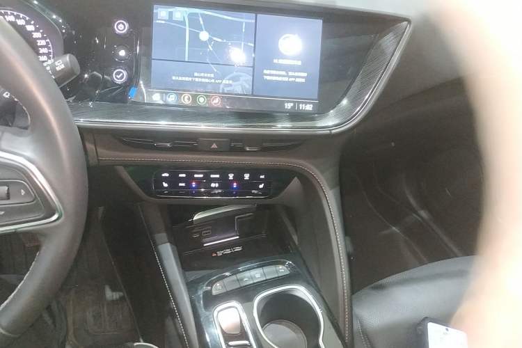 Used Buick Envision 2023 Encore S 552T Two-Wheel Drive Luxury Model
