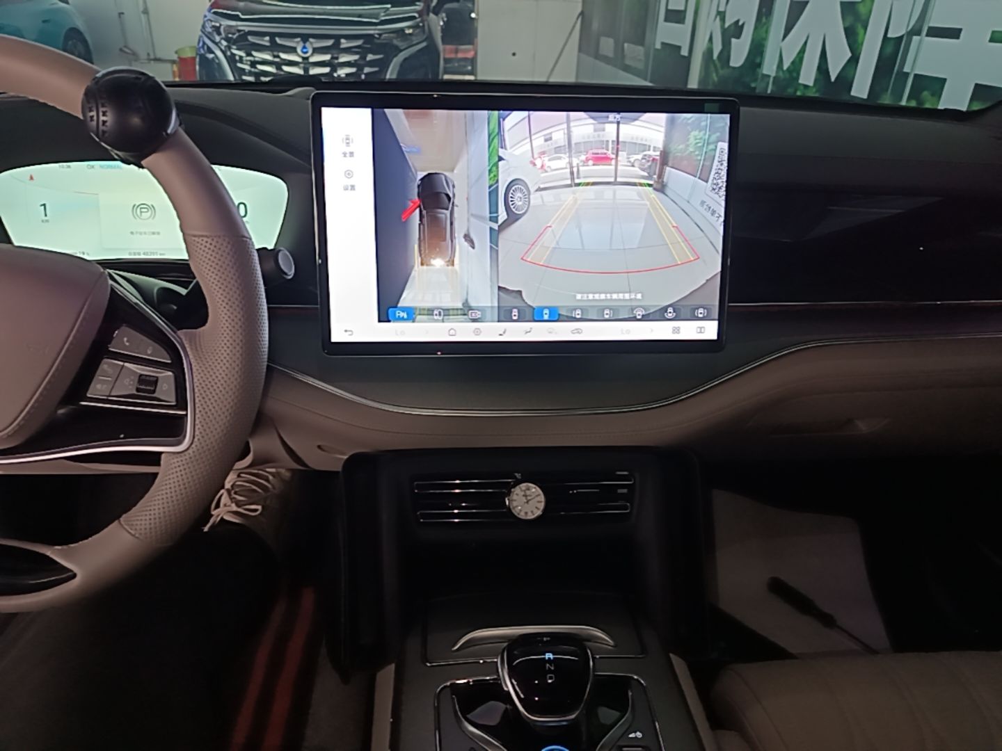 BYD Tang New Energy 2024 DM-i Glory Edition 112KM Flagship Model — снимка 15