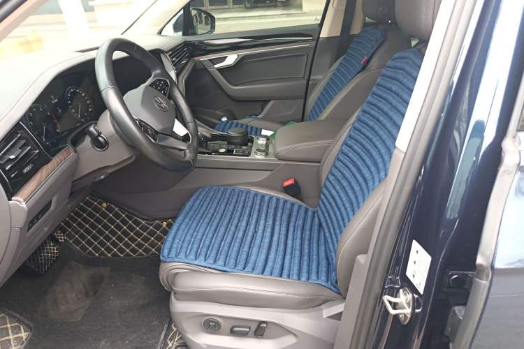 Used Volkswagen Touareg 2022 3.0 TSI Prestige Edition Classic Sport Package Left Front Seat