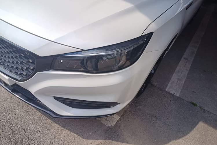 Used MG 6 2019 20T Automatic Trophy Racing Edition + Sporty Rear Exhaust Racing Kit Left Front Headlight