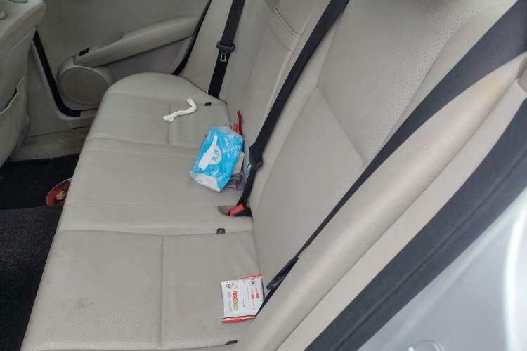 Used Mercedes-Benz C-Class 2010 C 180K Classic model Left Rear Seat