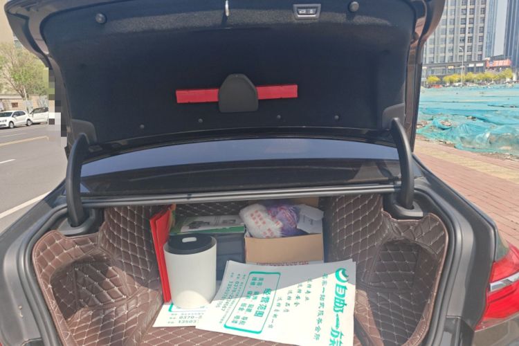 Used BMW 7 Series 2018 730Li Luxury Edition M Sport Package Trunk