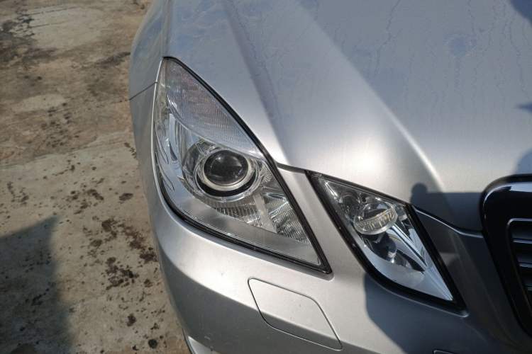 Used Mercedes-Benz E-Class 2009 E 300 Elegant Model
