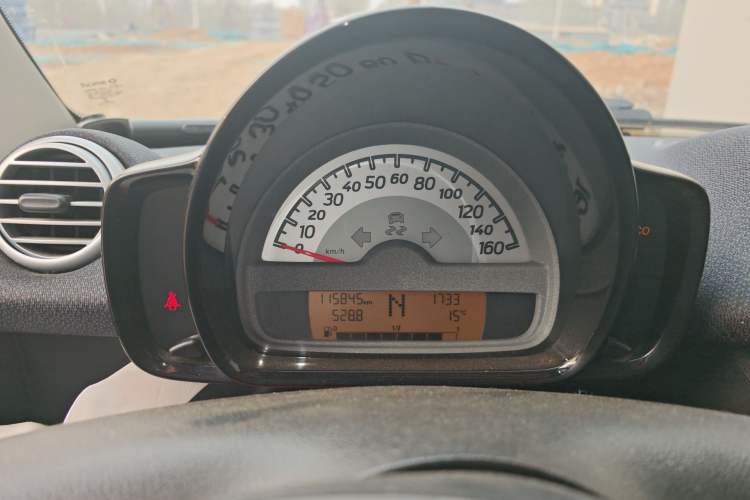 Used smart fortwo 2012 1.0 MHD Hardtop Standard Edition Instrument Cluster